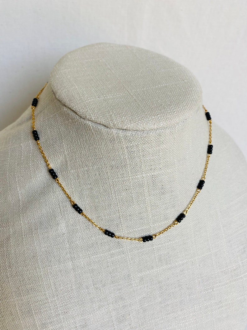 Mangalsutra, Golden and Silver tone, Modern mangalsutra, Chain mangalsutra, Black beads necklace, Layering black beads necklace Bild 5