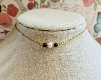 Minimalist pearl necklace, Dainty Pearl Mangalsutra, Dainty pearl choker, Minimalist mangalsutra, Modern Mangalsutra, Mangalsutra