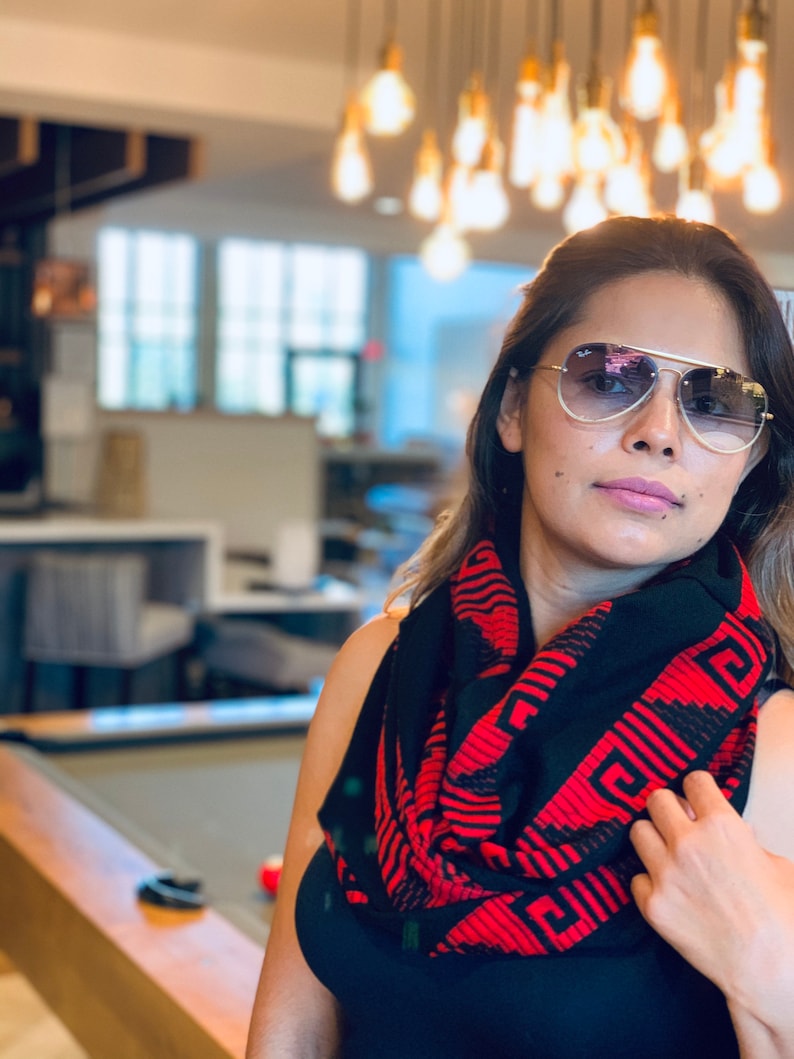 Cultura infinity scarf.