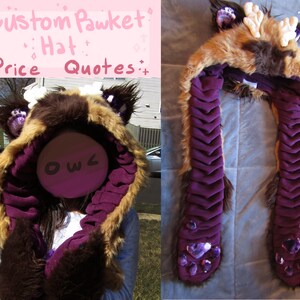 Puede incluir: Un gorro con capucha de piel sintética marrón y beige con forro de polar morado y calientamanos en forma de pata. El gorro tiene un par de cuernos en la parte superior y detalles morados en las orejas. El texto "Custom Pawket Hat Price Quotes" está escrito sobre un fondo rosa.