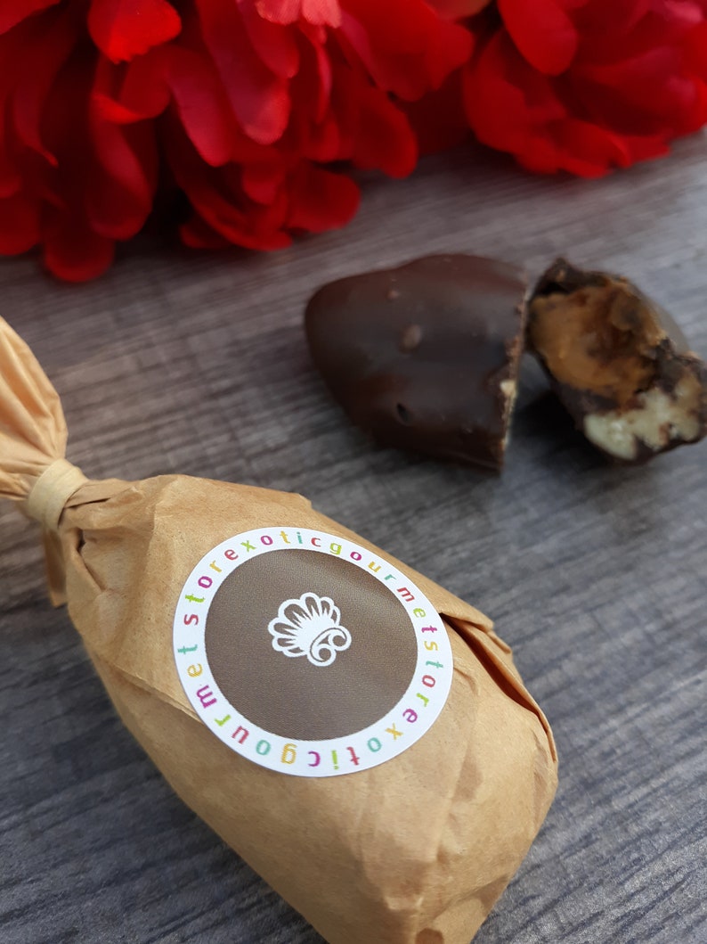 chocolate caramel gourmet bonbon pecans Peruvian in an Eco Friendly Container Box of 5 Handmade Coffe Chocotejas