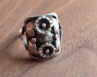 Vintage Niels Erik From sterling silver floral ring - Denmark modernist silver- Scandinavian silver - MCM jewelry - Denmark N.E. From