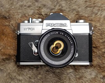 Fujica ST701 - Fujinon F=55mm 1:1.8 Prime Lens - Leather