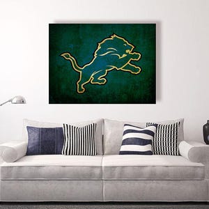 Detroit Lions vintage style Canvas Print, vintage football decor, football room decor, room decor for men, apartment decorating ideas