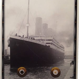 Véritables reliques du TITANIC, minuscules morceaux de charbon et de bois du TITANIC, naufrage de 1912 image 1