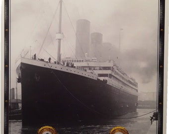 Actual TITANIC relics, tiny coal & wood pieces from the TITANIC, 1912 sinking