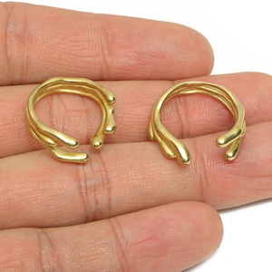 Justerbar mässingsring - Öppen fingerring i mässing - Handgjord boho-ring i mässing - Konstnärliga smycken med öppet band - 20x19x1mm - PP11235