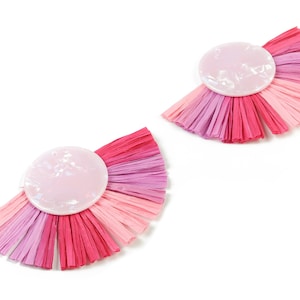 Acetate Round Raffia Tassels Charms - Earrings with Fan Tassels - Single Layer Raffia - Color Code: A393 - 85x60x4.75mm - AC1788