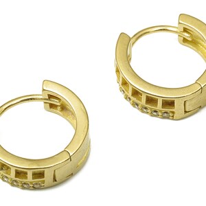 Brass Round Earring Clasp - Raw Brass Huggie Thick Hoop with Zircon - Brass Circle Hoop Earrings - 13.5x12.62x1.67mm - PP7896