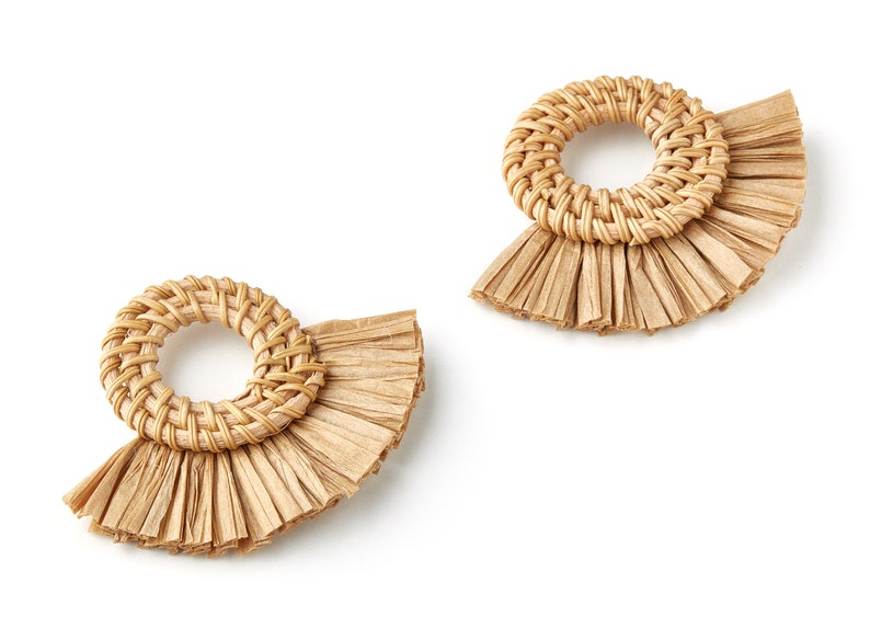 Handwoven Rattan with Raffia Tassels Charms RT1156 Round Shaped Rattan Pendant With Straw 58.3x75.9x6mm Wooden Straw Earring