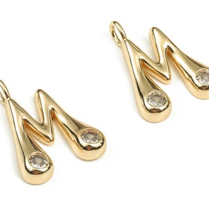 Alfabeto de latón M Amuletos de pendientes con circones - M Initial Charm -The Letter M Pendant - 18K Gold Plated Brass - 23.98x18.90x4.17mm - RGP3668M