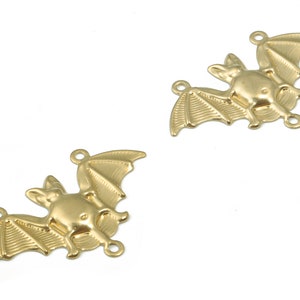 Brass Relief Bat Earring Connector - Raw Brass Bat Charms and Pendant - DIY Jewelry Making Supplies - 47.32x29.68x2.01mm - PP4879