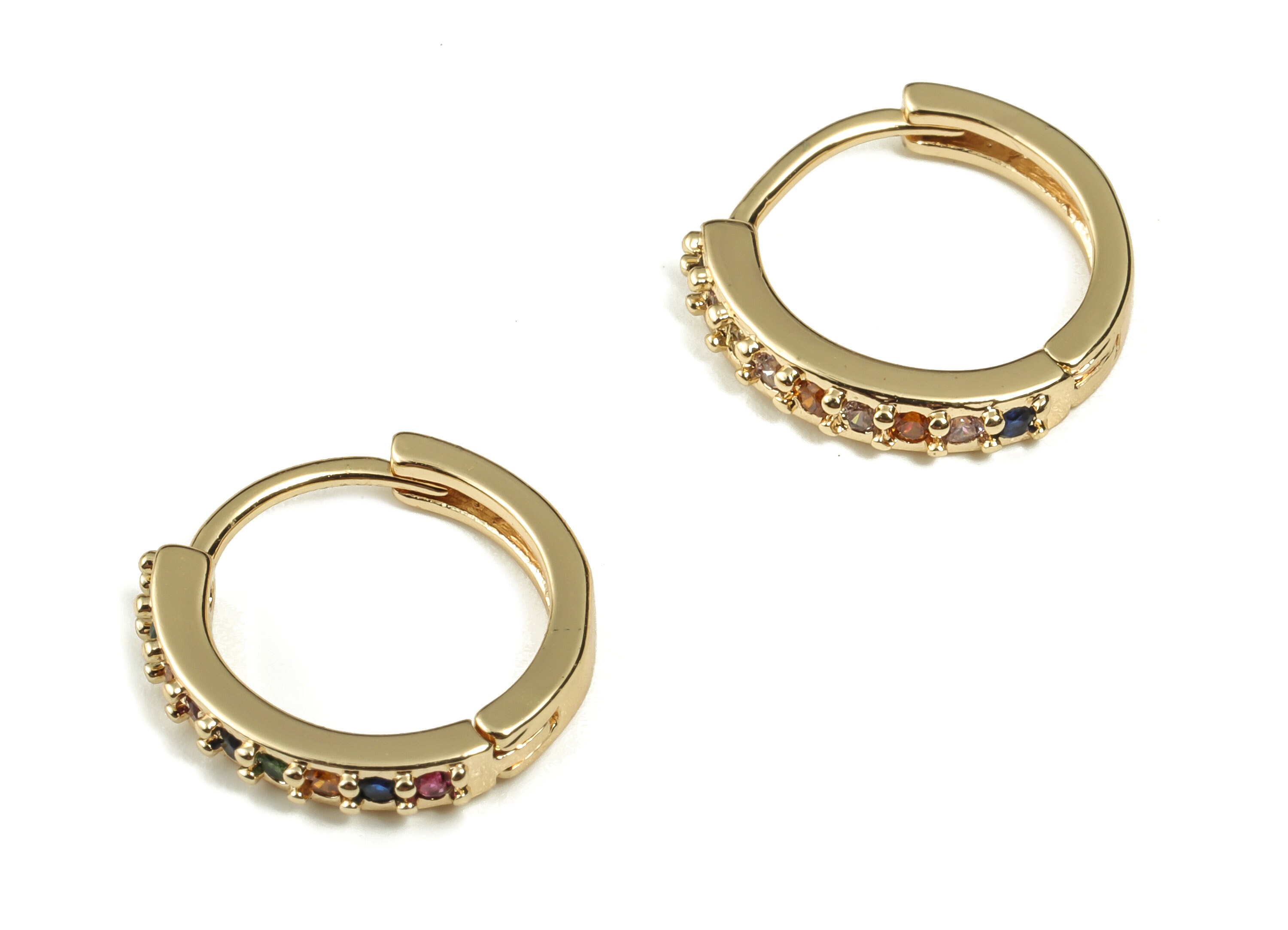 ラルフローレン★Gold-Plated-Brass Pave Huggieピアス Lauren Ralph Gold-Tone Color Stone Charm Pave Huggie Hoop