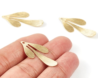 Brass Textured Leaf Charms - Textured Leaf Shaped Raw Brass Pendant - Earring Findings - Jewelry Supplies - 35,2x17,28x0,63mm - PP2073
