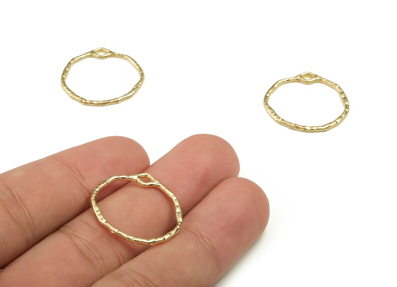 Gold Tone Plated Alloy Round Earring Charms – Zinc Alloy Pendant Jewelry Making (22.8x21.1x1.2mm) ZZ1805 image 1