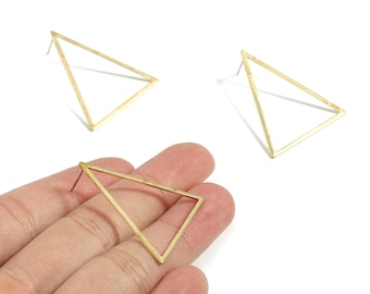 Brass Triangle Earring Stud - Raw Brass Triangle Earring Post - Surgical Stud - Earring Post - Jewelry Supplies - 36.08x30.51x1mm - PP3525