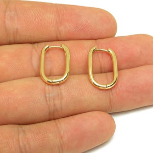Messing Rechteck Ohrring - Gold U Huggie Hoop Ohrring Verschluss - Rechteck Hoop Ohrring - 18K Echt Gold Überzogen - 20.2x12.4x2.07 mm - RGP7678