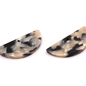 Acetate Semicircle Charms - Semicircle Pendant -  Earring Findings - Jewelry Supplies - Color Code: A15 - 33.5x16.5x2.6mm - AC1006E