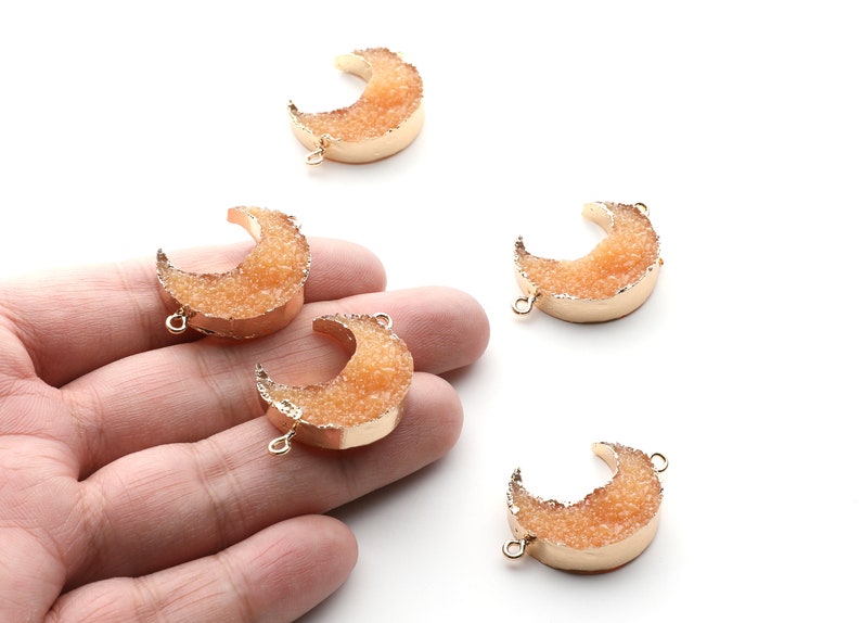 Druzy Bracelet and Necklace Charms 34x23.4x8.5mm Big Moon Shaped Pendant Orange Resin Copper Bracelet and Necklace RC1003P
