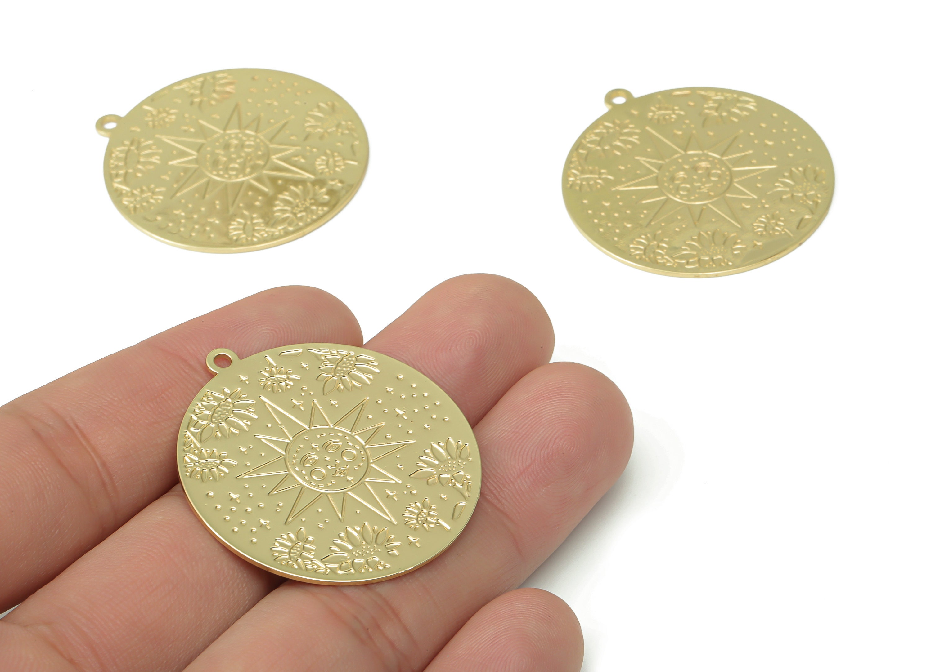 アクセサリー lupinus0908 Brass Engraved Round Sun Face Plant Lotus Earring Charms