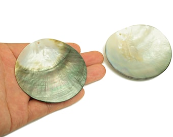 1pcs Huge Round Seashell - Natural Mother of Pearl Shell Round - Mother Seashell For Necklace - Jewelry Making DIY - 68.7x69x3.9mm - RGP6900