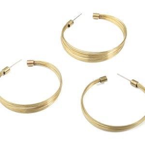Örhängesstift i rå mässing med öppen C-ring – Smyckestillbehör i rostfritt stål (46x5,4 x 4 mm) PP3327 bild 3