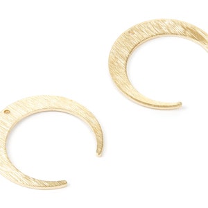 Brass Textured Moon Charms - Textured Moon Shaped Raw Brass Pedants - Earring Findings - Jewellery Supplies - 27.15x25.82x1mm - PP1883