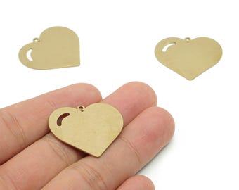 Personalized stamping blank - Brass Heart Earring Charms - Raw Brass Heart Pendant - Jewelry Making Supplies - 29.81x27.36x0.66mm - PPA0530