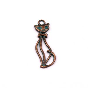 Faux Patina Pendant - Cat Shaped - Alloy Charms - Antique Bronze Tone Necklace - Zinc Alloy Beads - Jewelry Supplies - 30x9x1.2mm ZZ1008