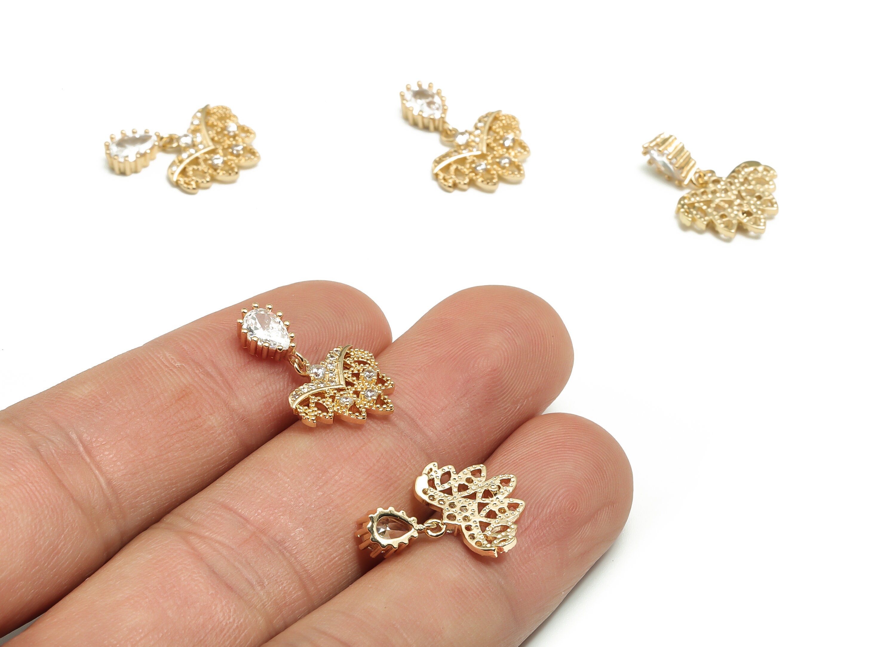 【公式】 Oval Brass Earring Gold KC Zircon – Zircons Drop With Charms ミュージシャン