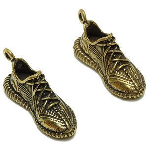 Brass Shoes Charm - Raw Brass Shoes Earring Charms - Shoes Figure - Antique Looking Pendant - Shoes Pendant - 35.05x16.56x12.9mm-PP8749