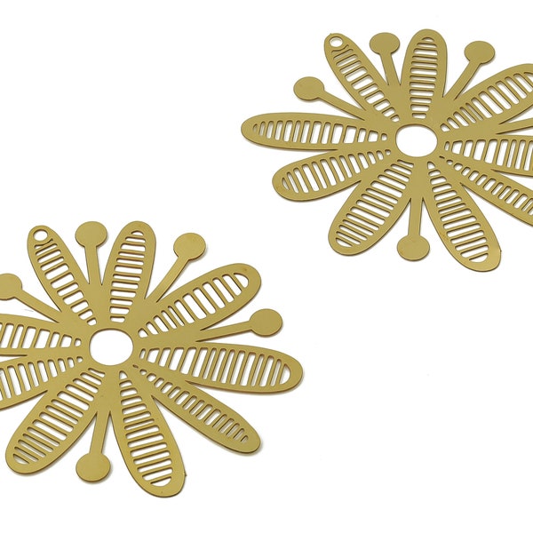 Brass Flower Pollen Earring Charm - Raw Brass Filigree Flower Bee Pendant - Earring Findings - 43x39.33x0.26mm - JJB7087