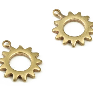 Brass Sun Earring Charms - Raw Brass Sun Pendant - Earring Findings - DIY Jewelry Making Supplies - 11.7x10x1.3mm - PP4412