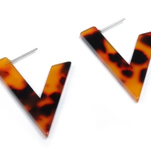 Acetate V Earring Post - Acetate V Stud - Tortoise Shell - 316 Stainless Steel Surgical - Color Code: A04 -39.39x25.3x2.5mm-AC2350-A04