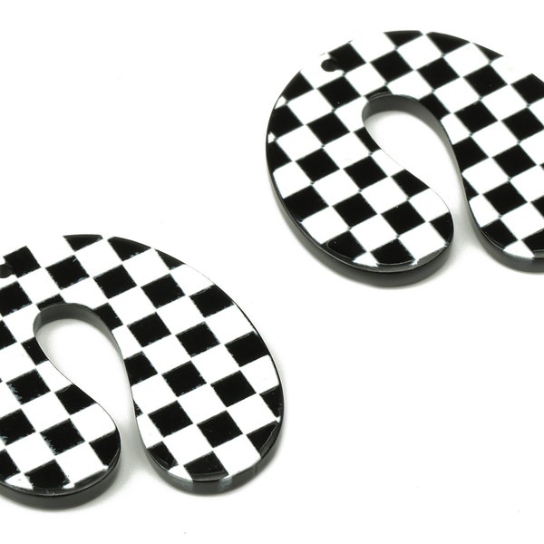 Acrylic Checkerboard U Shaped Earrings Charm  - Black and White Retro Charms - DIY Jewelry Supplies  - 29.53×29.3×2.4mm - AC2503B