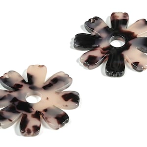 Acetate Acrylic Earring Charms - Blonde Tortoise Shell Pendant - 1 Hole - Earring Findings - Color Code: A06 - 34.73x33.57x2.57mm - AC1331E
