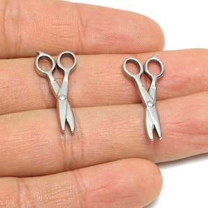 Stålsaxberlock - Metallsaxhänge till halsband - Kreativ presentberlock i stål - Nyckfulla hantverkssmycken - 28,35x12x2mm - SS1958