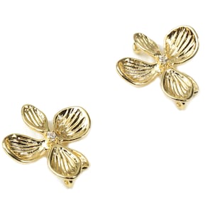 Brass Flower Connector With Zincon - Gold Flower Bracelet Connectors - 18K Real Gold Plated Brass - 18.48x15.3x1.09mm - RGP2540