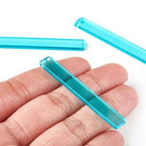 Akryl Stick Charms - Örhängen och hänge - Örhängesdetaljer - Färgkod: A68 - 59,6x7,8x2,6 mm - AC1049-A68