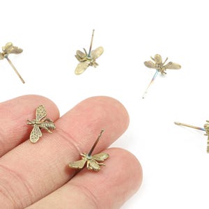 Brass Bee Earring Stud - Raw Brass Bee Earring Post - Steel Stud - Earring Post - Jewelry Supplies - 15.71x16.19x1.59mm - PP3203