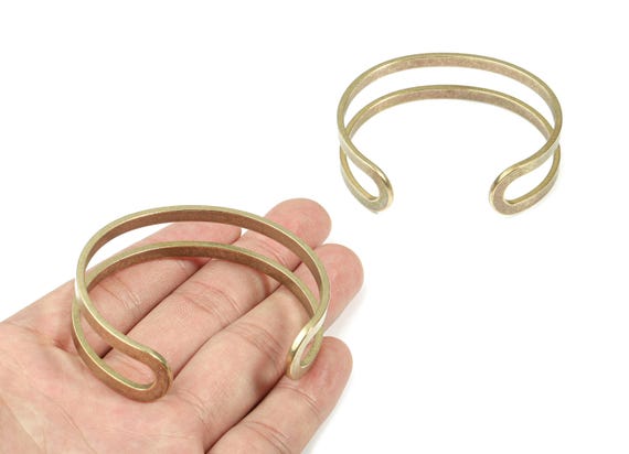 Brass Hammered Bracelet - Raw Brass Bracelet - Brass Wire Bangle - Jewelry Supplies - 61.95x16.09x2.06mm - PP3490