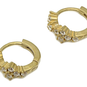 Brass Round Hoop Huggie Earrings - Brass  Stud Earrings with Zircon - Earring Findings - Jewelry Supplies -12.24x11.53x2.63mm- PP7547
