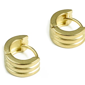 Brass Huggies Hoop Earrings – Minimalist Earrings – Thick Brass Shiny Hoop Earrings – Jewelry Supplies - 14.01×12.39×2.36mm - PP4124