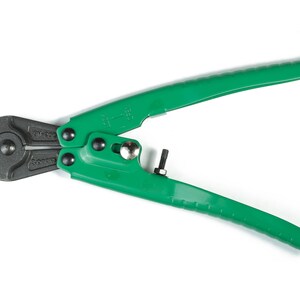 GREEN Cutting NIPPER –Japan Cutting Nipper – Jewelry Wire Cutter Tools – Nipper Pliers and Cutter Beading Jewelry Tool – 21x5.5mm – HM1019