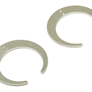 Messing Halbmond Verbinder für Ohrringe - Messing Mond Verbinder - Für Halskette - silberfarben plattiertes Messing - 28,6x27,6x0,81mm - PP3414S