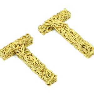 Brass T letter Pendant - Raw Brass Hammered Wire Letter T Alphabets Charms  - Jewelry Supplies - 27.72x17.75x3.01mm - PP2938