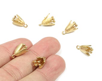 Raw Brass Flower Earring Charms – Jewelry Supplies Findings (14.24x9.65x1.94mm) PP3235