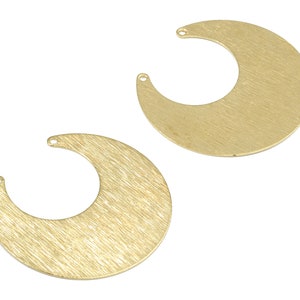 Brass Moon Connectors - Raw Brass Moon Pendant and Necklace - Brass Round Connector Charms - 2 Holes - 30.03x13.73x0.48mm - PP2483