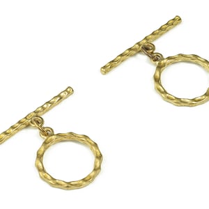 Brass Toggle Clasp - Brass Plated Toggle Clasp – Brass Plated Round Toggle Clasp – Jewelry Making Supplies - 24.39x22.97x1.88mm - PP4706