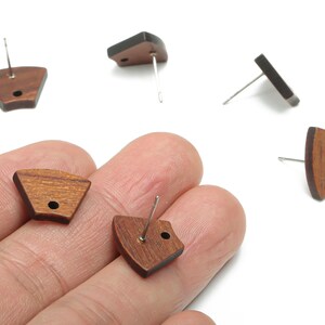 Natural Wood Trapezoid Earring Stud - Trapezoid Earring Post - 316 Surgical Stainless Steel - Jewelry Supplies - 15.62x12.33x3.3mm - BB1167